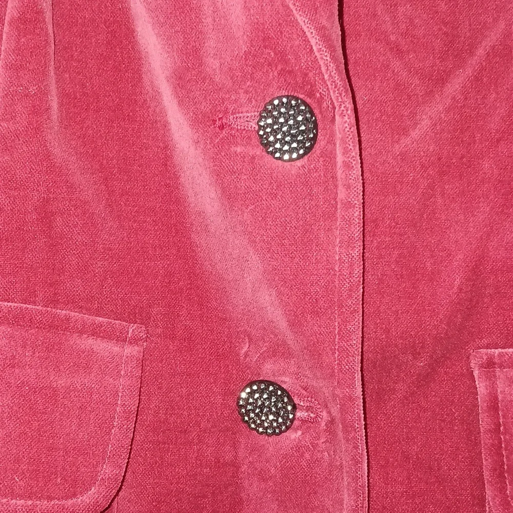 Liz Claiborne first issue